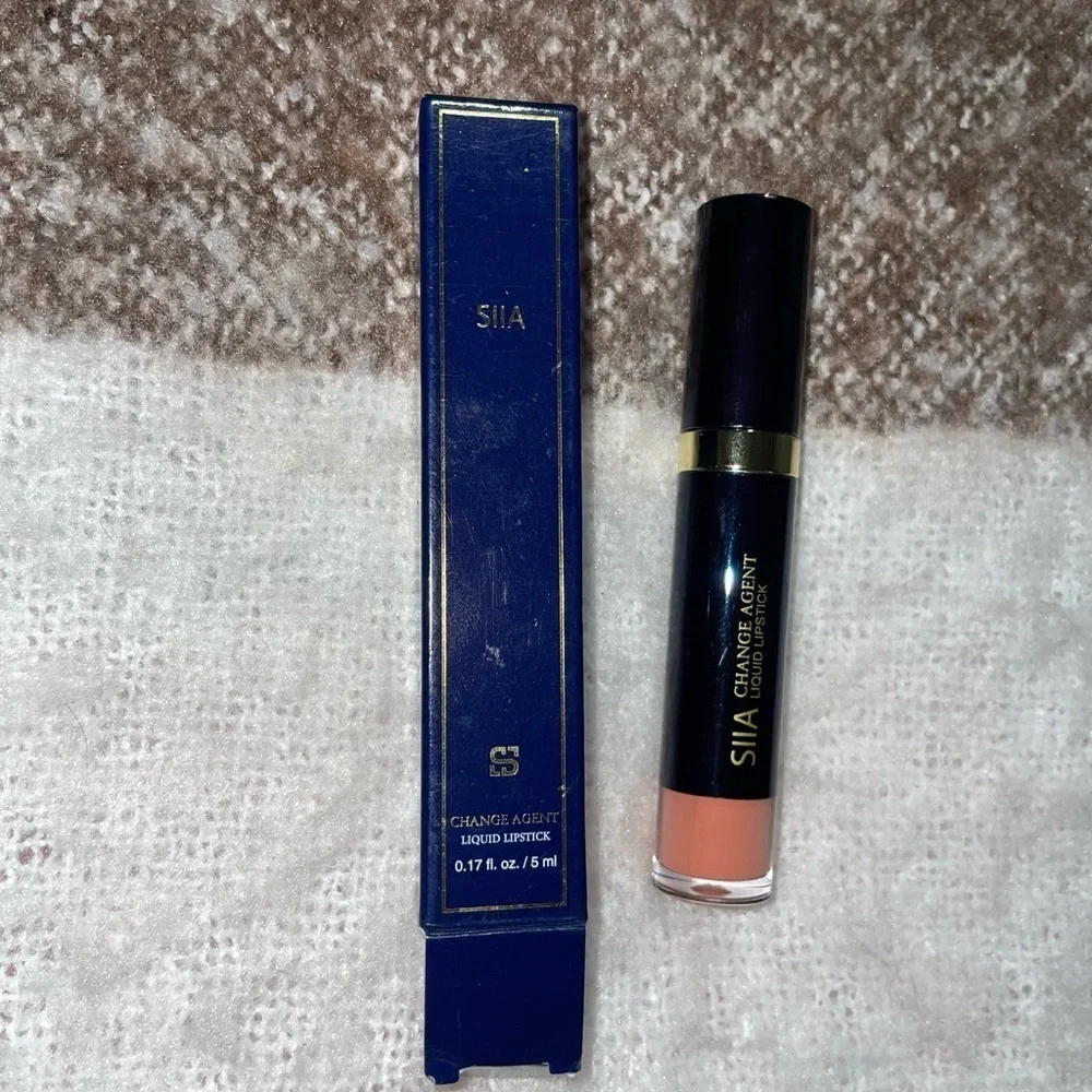 Change Agent Liquid Lipstick - Peach